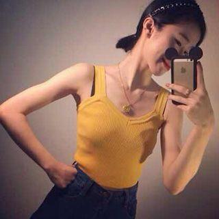 V-neck Ribbed Tank Top