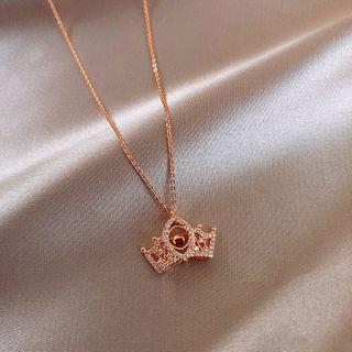 Rhinestone Crown Necklace Gold - One Size