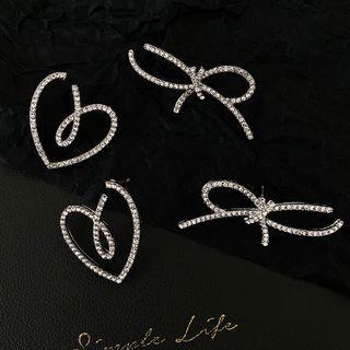 Knot / Heart Rhinestone Earring