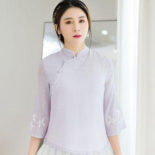 Flower Embroidered 3/4-sleeve Cheongsam Top
