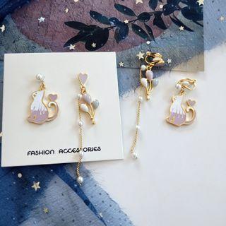 Non-matching Glaze Cat Faux Pearl Dangle Earring