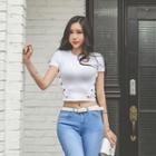 Short-sleeve Metallic-button Cropped T-shirt
