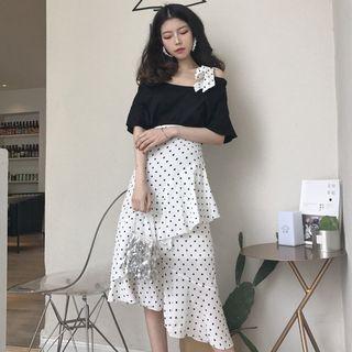 Set: Short-sleeve Asymmetrical T-shirt + Polka Dot A-line Ruffle Skirt