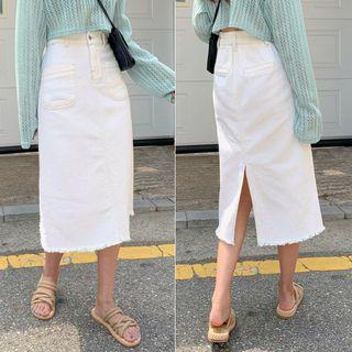 Dual-pocket Distressed Midi Denim Skirt