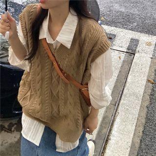 Plain Cable Knit V-neck Knit Vest / Long-sleeve Ruched Shirt