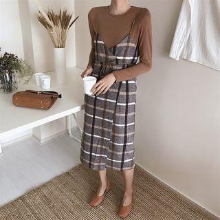 Set : Long-sleeve T-shirt + Plaid Spaghetti Strap Dress