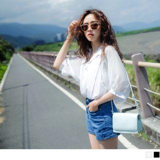 Slit-back 3/4-sleeve Plain Blouse
