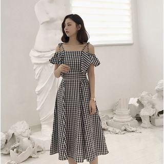 Cutout Shoulder Short Sleeve Plaid Midi Flare Dress