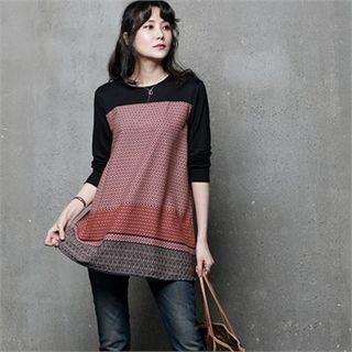 Pattern Panel Long-sleeve Top