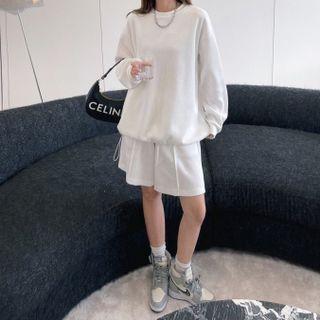 Set: Plain Sweatshirt + Wide Leg Sweatshorts
