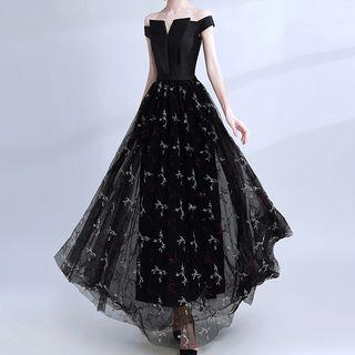 Off Shoulder Embroidered A-line Evening Gown