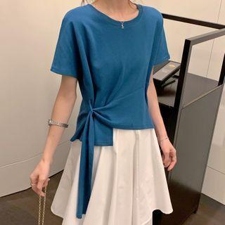 Short-sleeve T-shirt / Shirred Midi A-line Skirt
