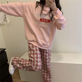 Long-sleeve Embroidered Sweatshirt / Wide-legs Plaid Pants