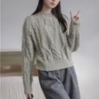 Crewneck Cropped Cable-knit Sweater
