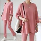 Set: Boxy-fit T-shirt + Boot-cut Pants