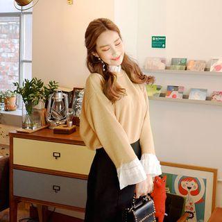 Mock-neck Layered-frill T-shirt