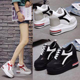 Contrast Color Platform Hidden Wedged Sneakers