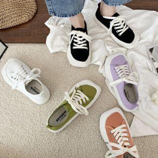 Square-toe Canvas Lace-up Sneakers / Mule Sneakers
