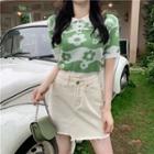 Short-sleeve Floral Knit Polo Shirt / Asymmetric Frayed Hem Mini Denim Skirt