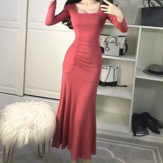 Square-neck Long-sleeve Midi Mermaid Dress