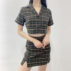 Short-sleeve Cropped Plaid Shirt / A-line Skirt