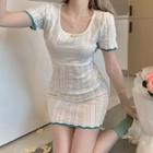 Short-sleeve Square-neck Contrast Trim Bodycon Dress