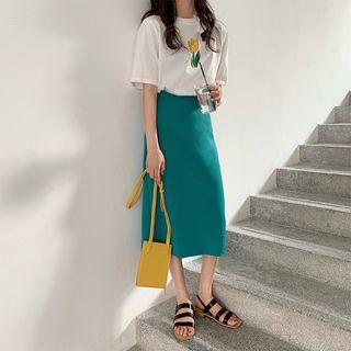 Printed Loose-fit Short-sleeve T-shirt / Midi Pencil Skirt
