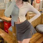 Long-sleeve Two-tone Button-up Cropped T-shirt