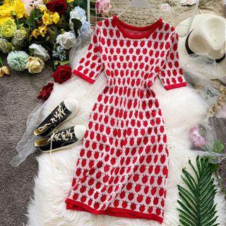 Short-sleeve Jacquard Midi Shift Knit Dress Red - One Size