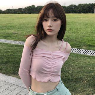 Cold Shoulder Long-sleeve Cropped T-shirt