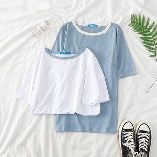 Short-sleeve Contrast Neck T-shirt