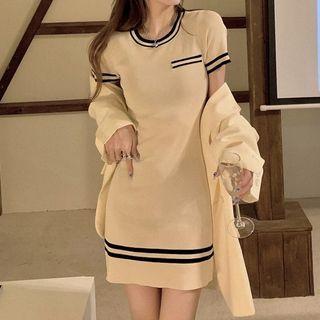 Short-sleeve Striped Trim Knit Dress