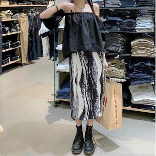 Off-shoulder Blouse / Printed Midi Straight-fit Skirt