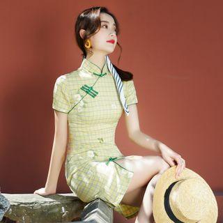 Floral Embroidered Gingham Short Sleeve Qipao