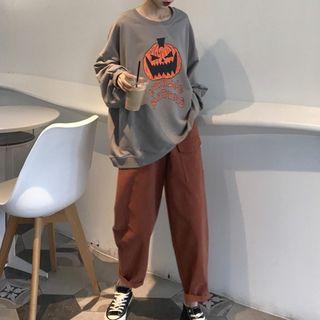 Printed Sweatshirt / Cargo Pants