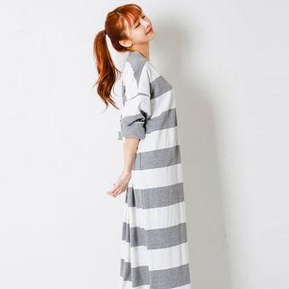 V-neck Stripe Maxi T-shirt Dress
