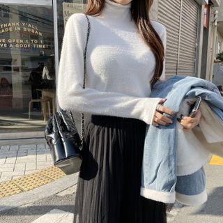 Turtle-neck Rolled-edge Fluffy Knit Top