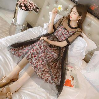 Set: Mesh Short Sleeve Midi Dress + Floral Print Spaghetti Strap Dress