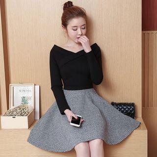 Houndstooth Panel V-neck Long Sleeve Dress