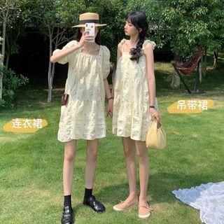 Print Spaghetti-strap Dress / Puff-sleeve Dress