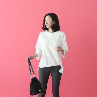 Crew-neck Button-sleeve T-shirt