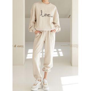 Set: Love Oversized Sweatshirt + Jogger Pants