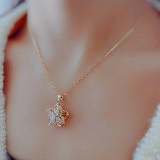 Flower Rhinestone Pendant Stainless Steel Necklace 1pc - Gold - One Size