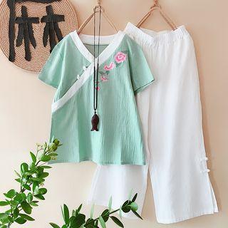Traditional Chinese Short-sleeve Contrast Trim Frog Buttoned Embroidered Top / Wide-leg Pants