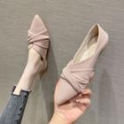 Twisted Pointy-toe Shoes