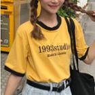 Short-sleeve Lettering Contrast-trim T-shirt