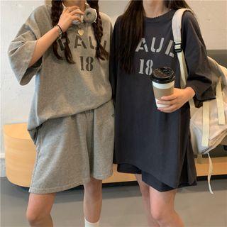 3/4-sleeve Lettering T-shirt / Wide-leg Shorts