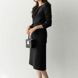 Round-neck Tie-waist Midi Dress