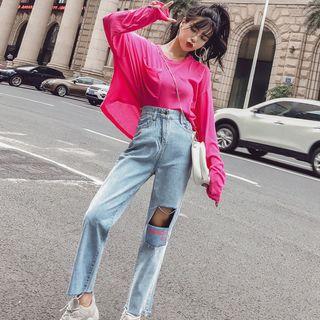 Long-sleeve T-shirt/ Cut Out Straight Cut Jeans