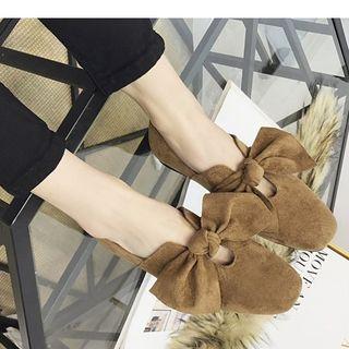 Ribbon-accent Flats